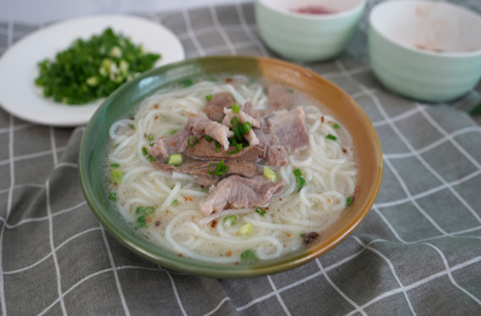 定西原味汤粉王培训